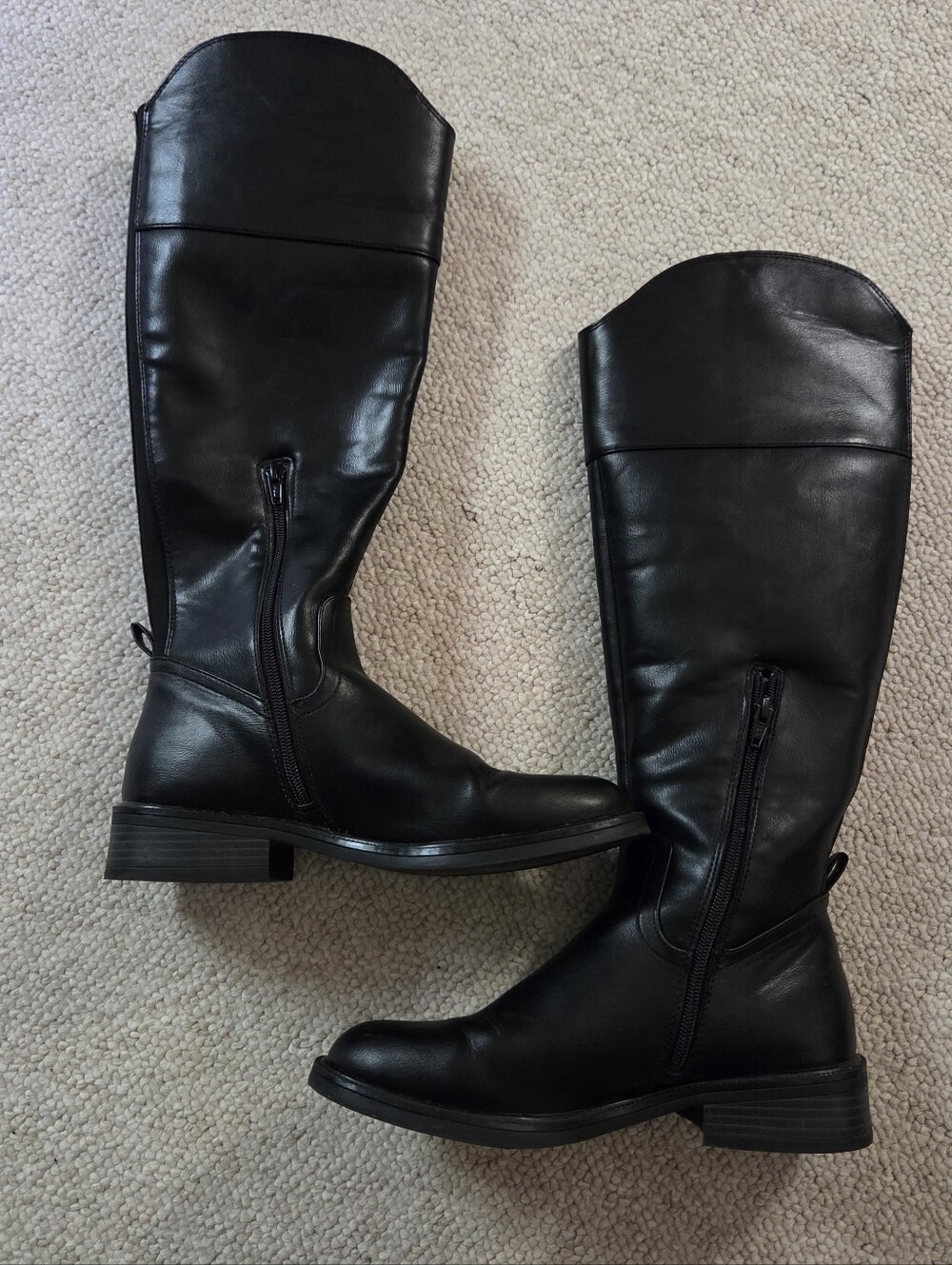 Knee High Black Boots - Picture 2 of 4